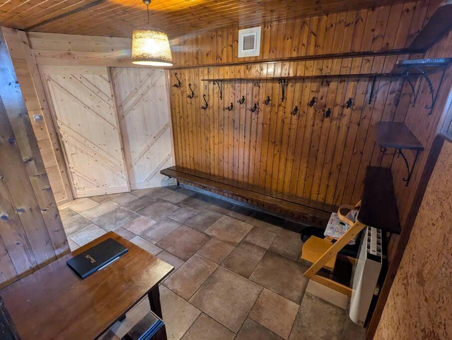 Chalet Des Belles Roches, 14 Pers, Garden, Sauna ลาแบรส ภายนอก รูปภาพ